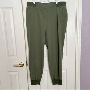 NWT Banana Republic Jogger Pants